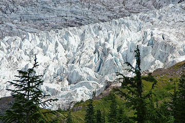 Autumn Glacier View (good luck crossing that!)