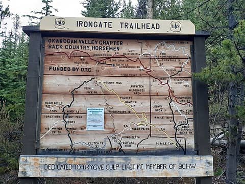The excellent new trailhead map at Iron Gate (wasn't there in Jan 2020 when I was there last)