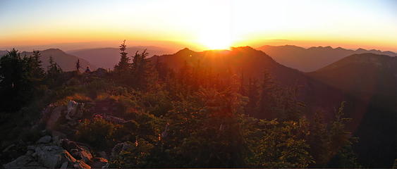 sunset from mt defiance
