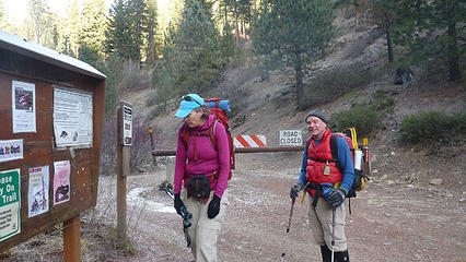 Trailhead at Shaser Creek - our route to Iron and Serpentine