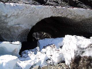 Snow cave entrance breakdown