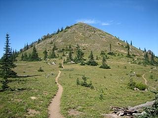 the trail to noble knob