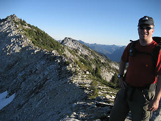 Short ridge walk to the true summit!