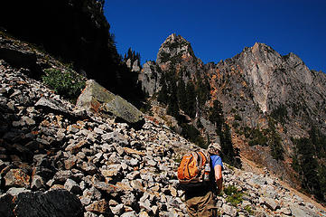 Ascending to Headlee Pass