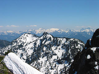 Mt Stuart, Mt Daniel, Mt Hinman, Bears Breast, And Summit Chief From Snow Wall On Baring Mtn (Grotto Mtn In Foreground)