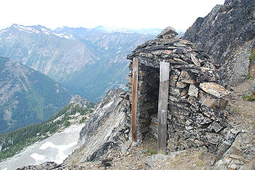 Best place to pee above 7,000'!