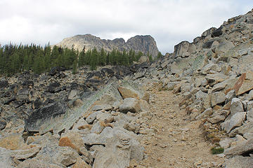 trail towards cathedral lake