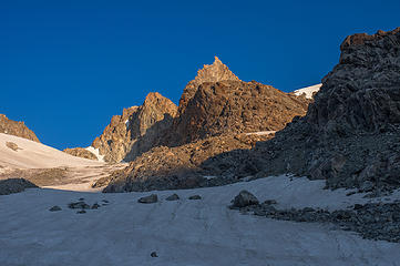 Gooseneck Pinnacle from Dinwoody Glacier