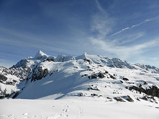 Panorama of Mt. Shuksan and Annette in the foreground