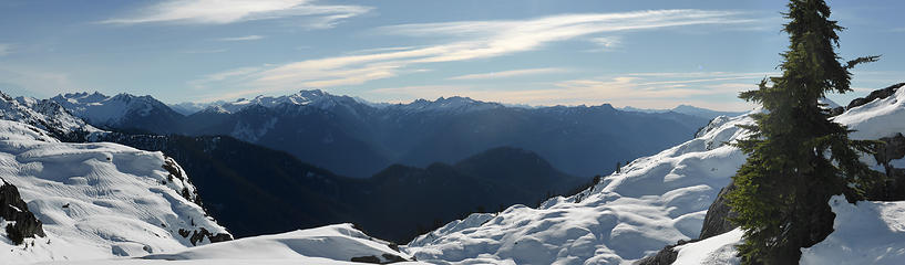 View on the North Cascades from the ridge
