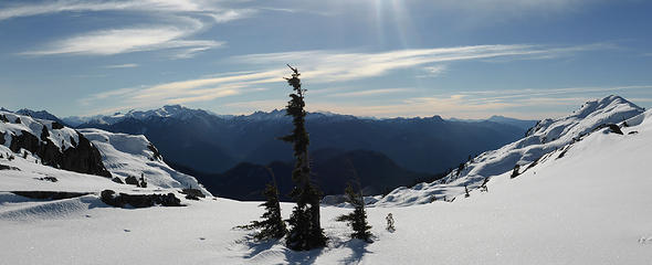 View on the North Cascades from the ridge