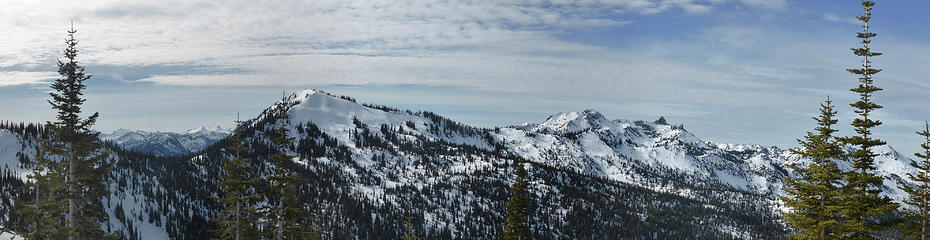Panorama of Mt. Daniel, Frosty and Bulls Tooth