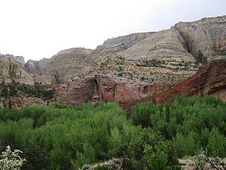 Big Navajo walls