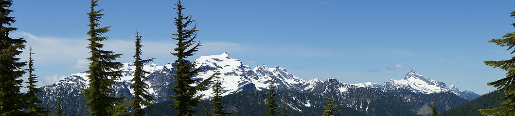 Panorama of Kyes Peak and Sloan Peak, with Pugh rightmost