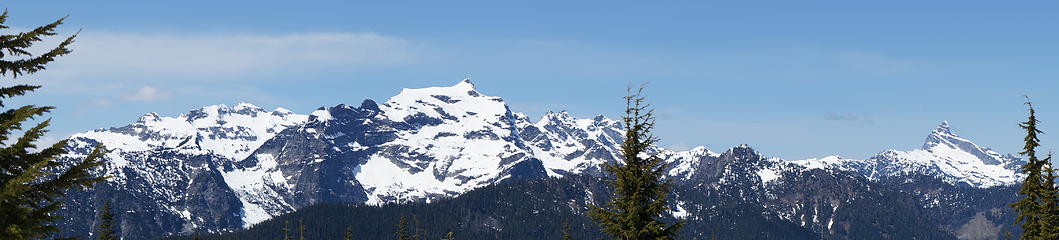 Panorama of the Monte Cristo group and Sloan Peak