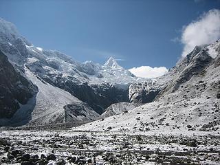 Nevado Alpamayo north side