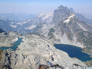 Chikamin Lake (right)