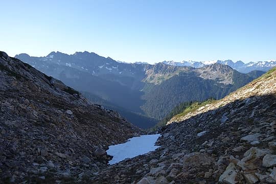 Looking south from Totem Pass. Canyon Lake is out of view to the lower left. In the upper right is the Dakobed Range.