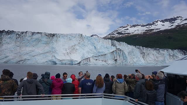 Loads of people watching the glacier calving