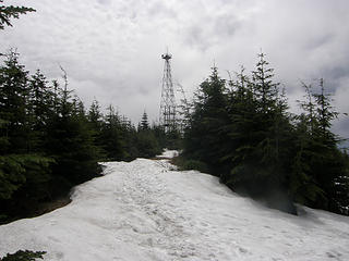 Rattlesnake Mountain trail approaching East Peak tower.