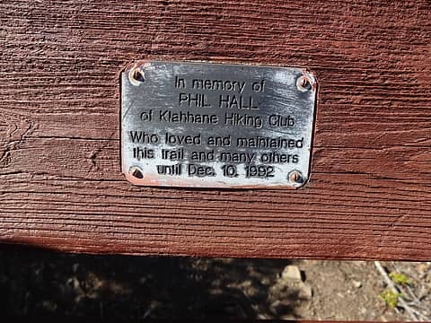Plaque on the bench.