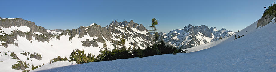 South pano from shoulder of La Bohn Peak