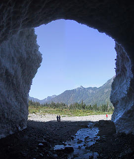Ice Cave matrix - The size is deceptive. The people are standing well outside the cave. Actual height about twenty feet.