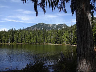 Stirrup Lake with Meadow Mtn above.