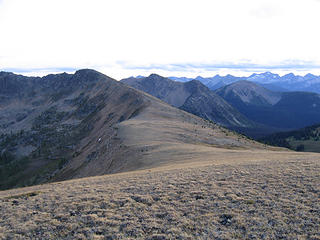 Looking southwest before dropping to Corral Lake.