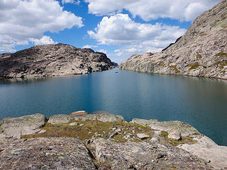 Lake 11,440 with its amazing infinity pool, dropping over a thousand feet into the headwaters of Slide Creek.