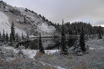 Continuing with the fine tradition of naming lakes after lovers and wives, this is little Lake Margaret, just over the ridge from I-90.