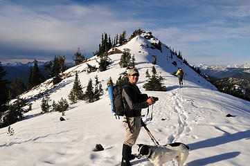 Now it's just a little ridge walk to the Jolly Mtn summit