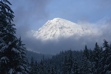 Mt. Rainier in winter (the Zachster)