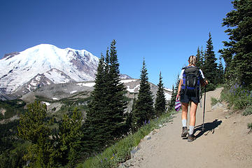 Hiking the Burroughs trail at Mt. Rainier NP (the Zachster)