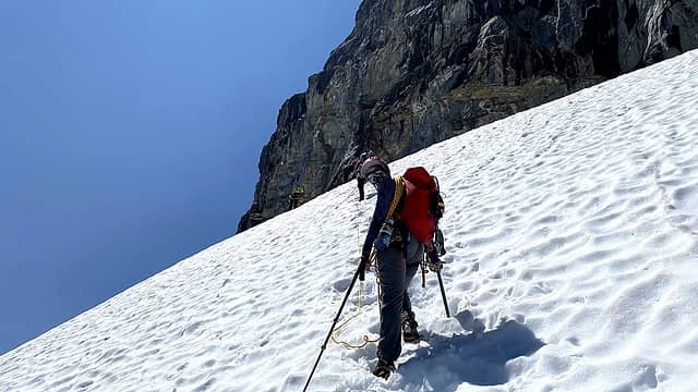 Ascending to the main crevasse