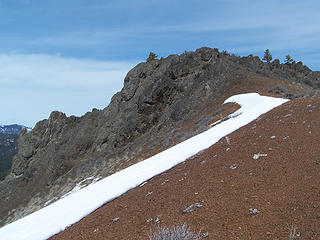 Approaching the west summit.