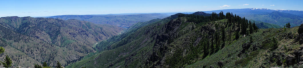 Looking East at Entiat Ridge - Swakane Canyon - Burch Mountain