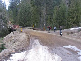 Arriving back at the Beverly Creek junction of the Teanaway Rd - only one more mile to go!