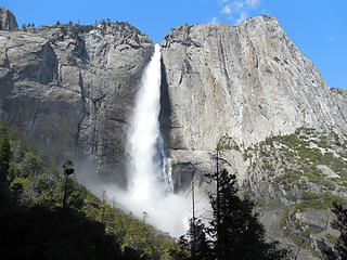 Upper Yosemite Fall in the afternoon