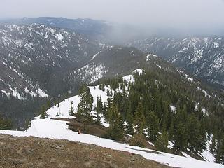 Looking back along the soth ridge route from 5800 ft with the weather closing in.