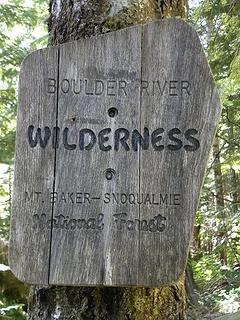 Wilderness boundary sign on 8 Mile Creek Trail