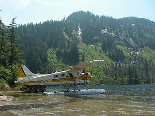 Lk Isabelle - seaplane & ridge where sit Dollar Lakes