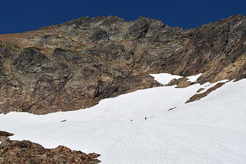 Sentinel Peak - South Route - Go left from the two small triangular snow patches