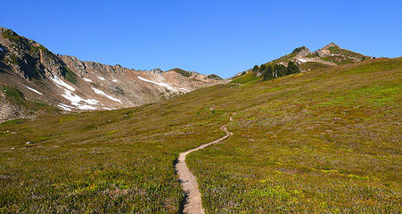 D5.3 trail to Red Pass