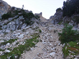 Dirty gully leading to the upper lake