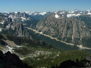 North Cascades highway and Washingon Pass from Burgundy col