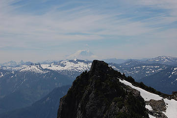 Tahoma over the south summit