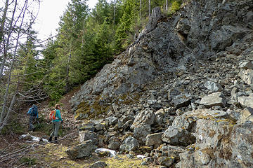 Big rocky road cut where the old logging road curled around the ridge. The MMM trail went left and traversed for a bit before going steeply up again