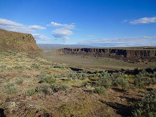 Toward the mouth of Frenchman Coulee.