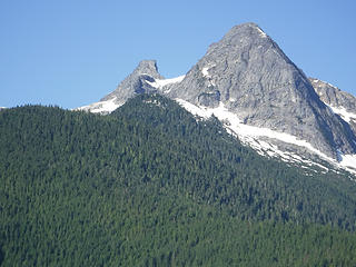 Pyramid Peak and Paul Bunyans Stump
